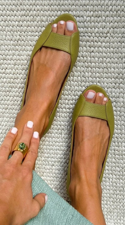Adelina -Sandalias Doradas Comfort Chic