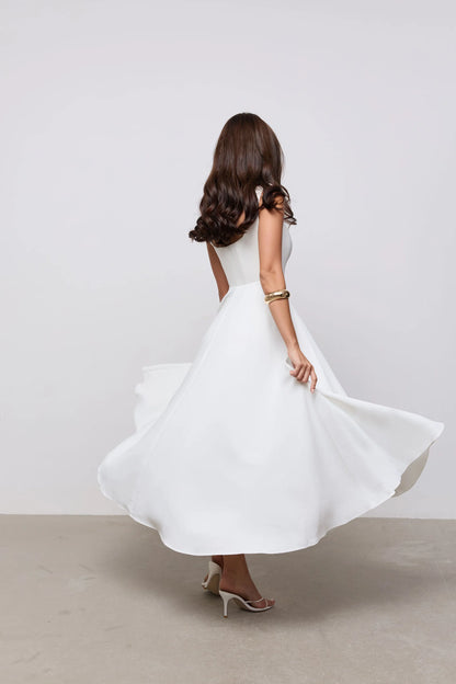 Elena — Vestido Midi Cuello Cuadrado