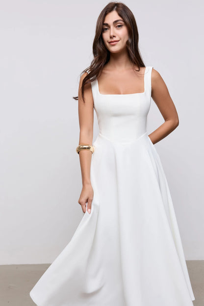 Elena — Vestido Midi Cuello Cuadrado