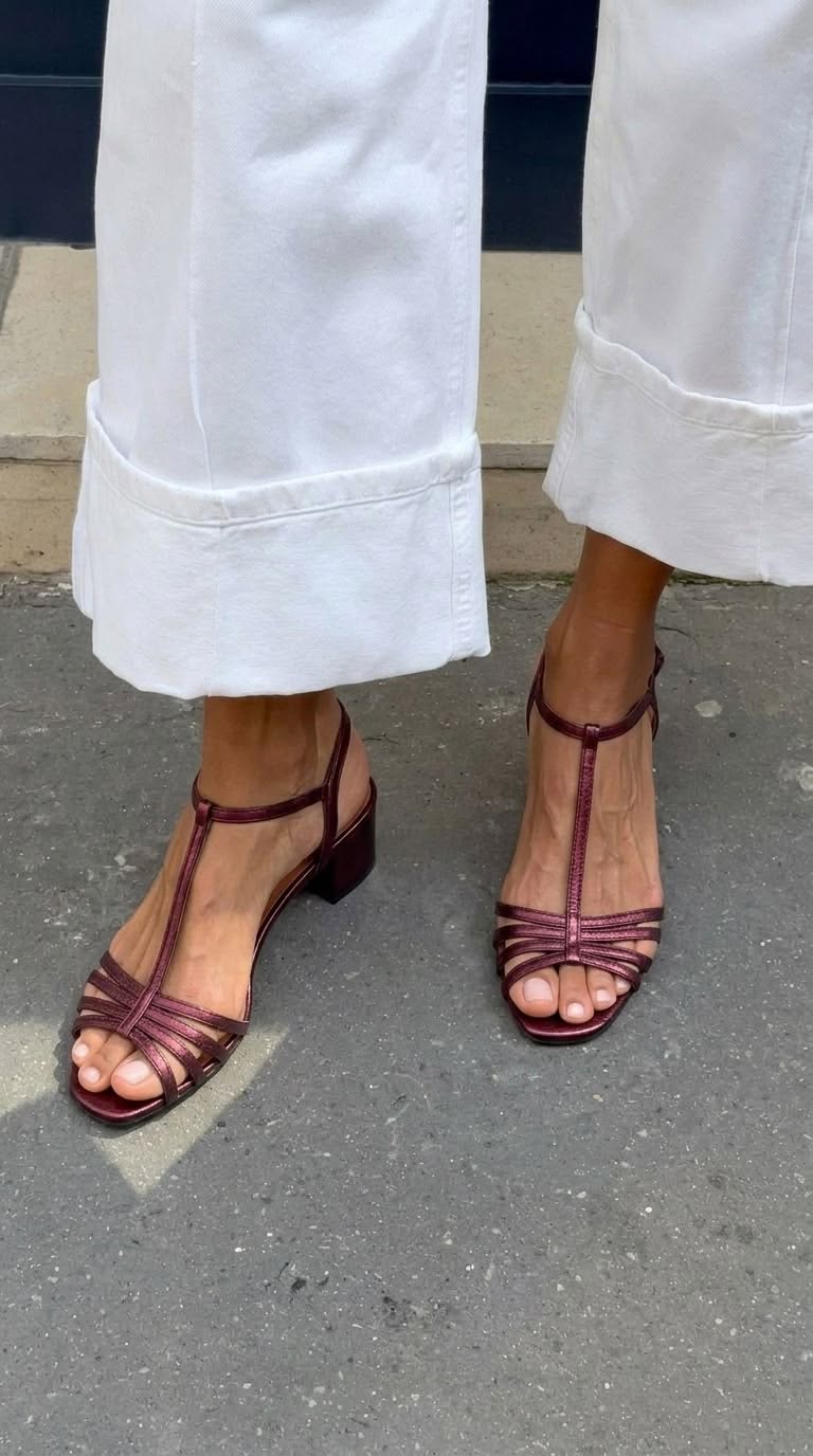 Allegra | Sandalias Doradas de Elegancia Cotidiana