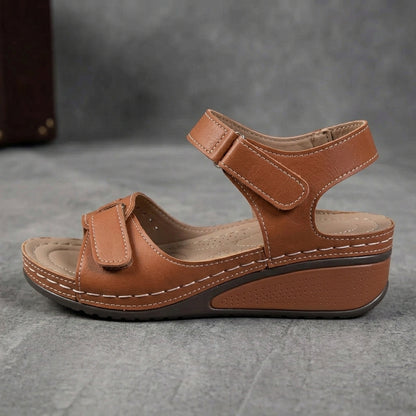 Elena — sandalia comfort de cuña baja