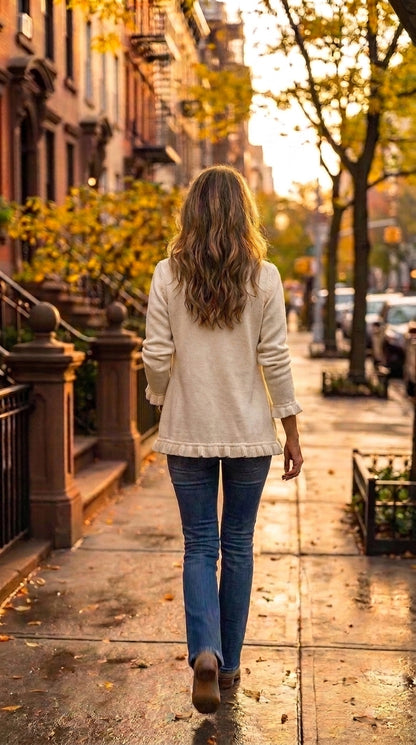 Alba — Chaqueta punto crudo con volantes