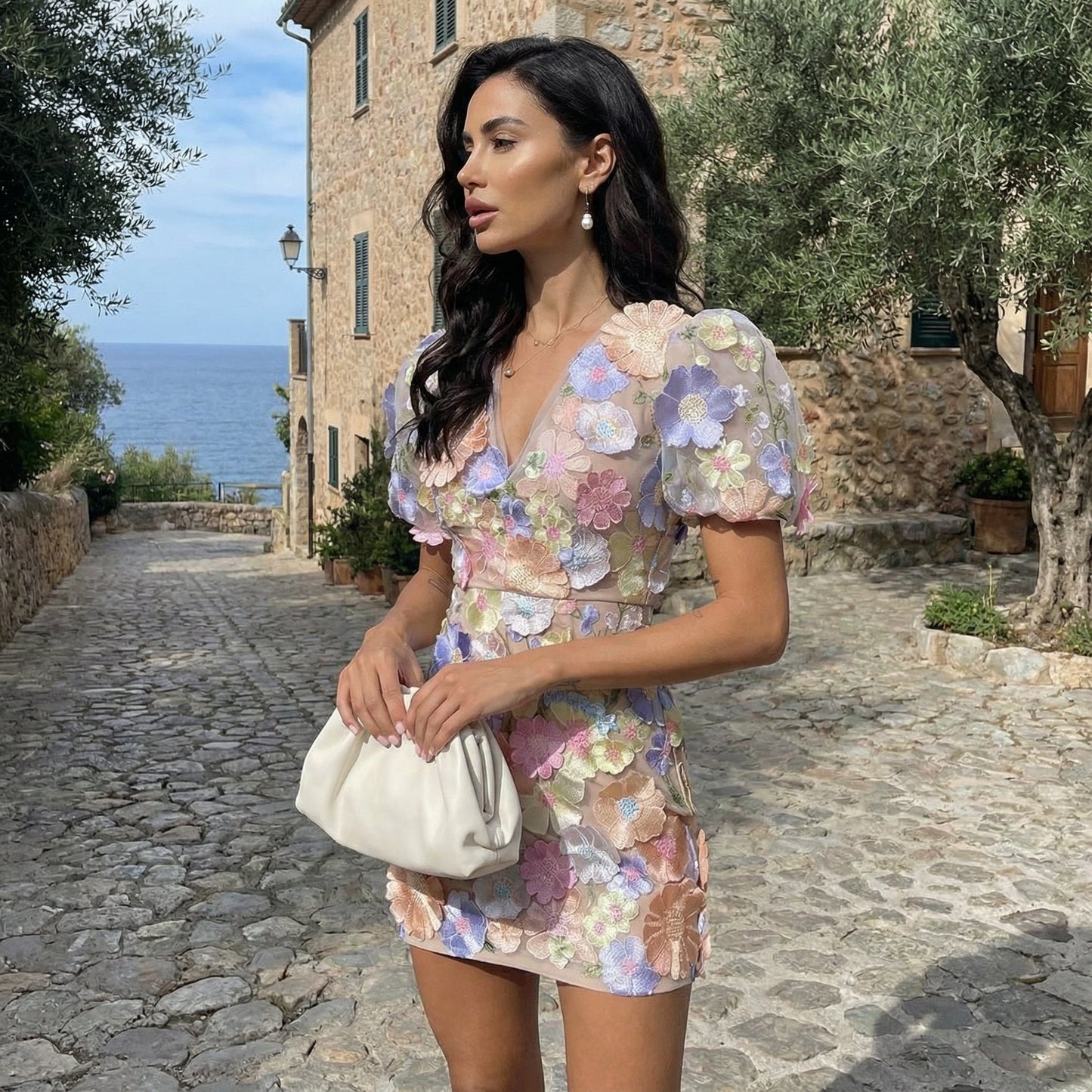 Sue | Vestido Corto Floral con Mangas Abullonadas
