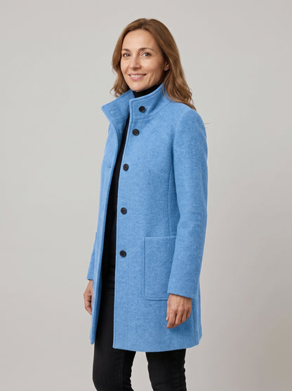 Abrigo bouclé con cuello alto – Azul claro