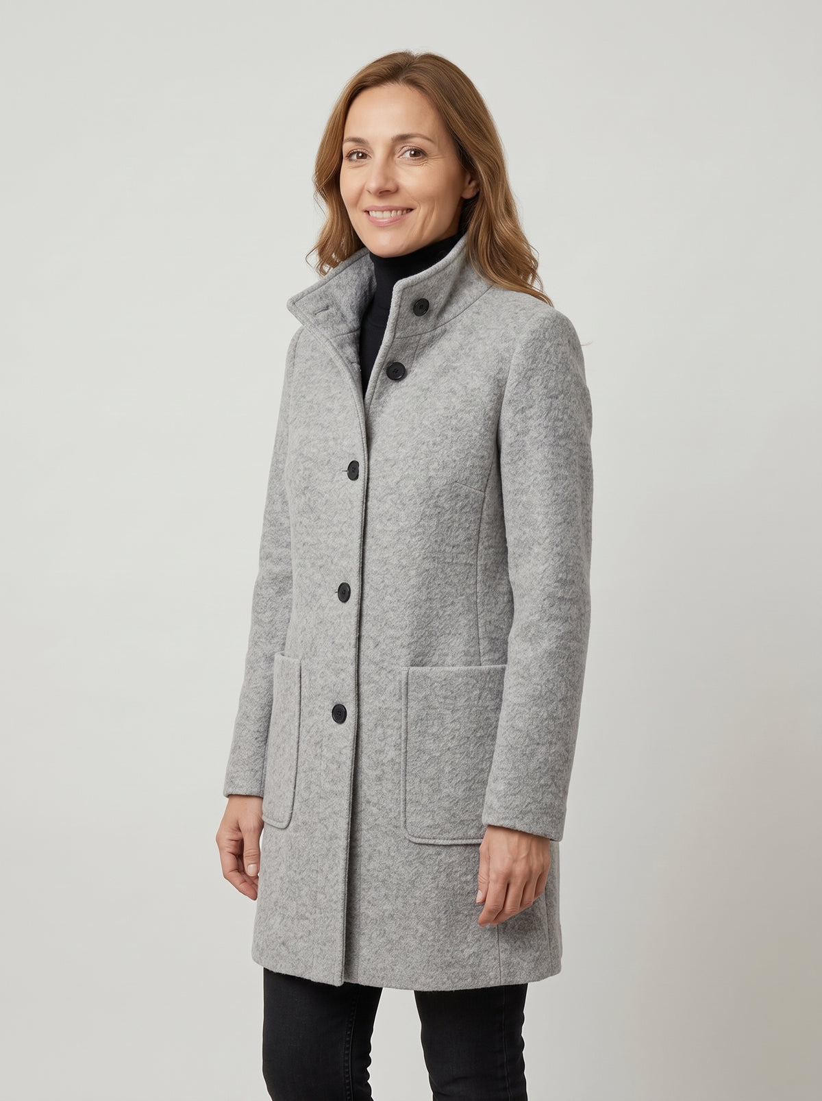 Abrigo bouclé con cuello alto – Gris