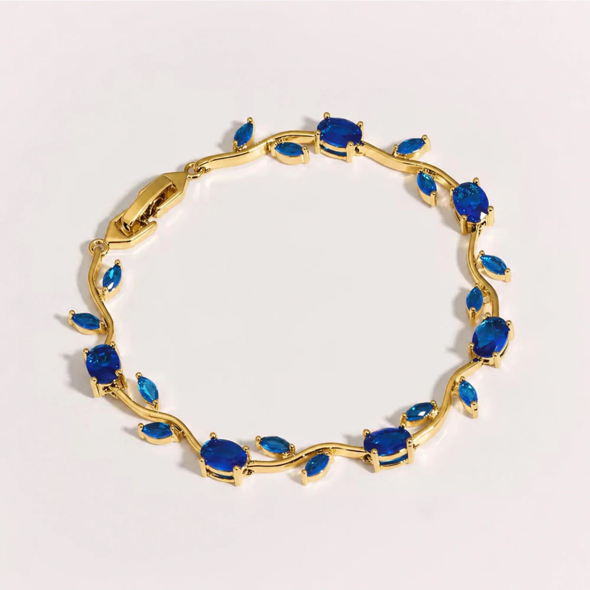 Lola - Tulip Harmony Bracelet