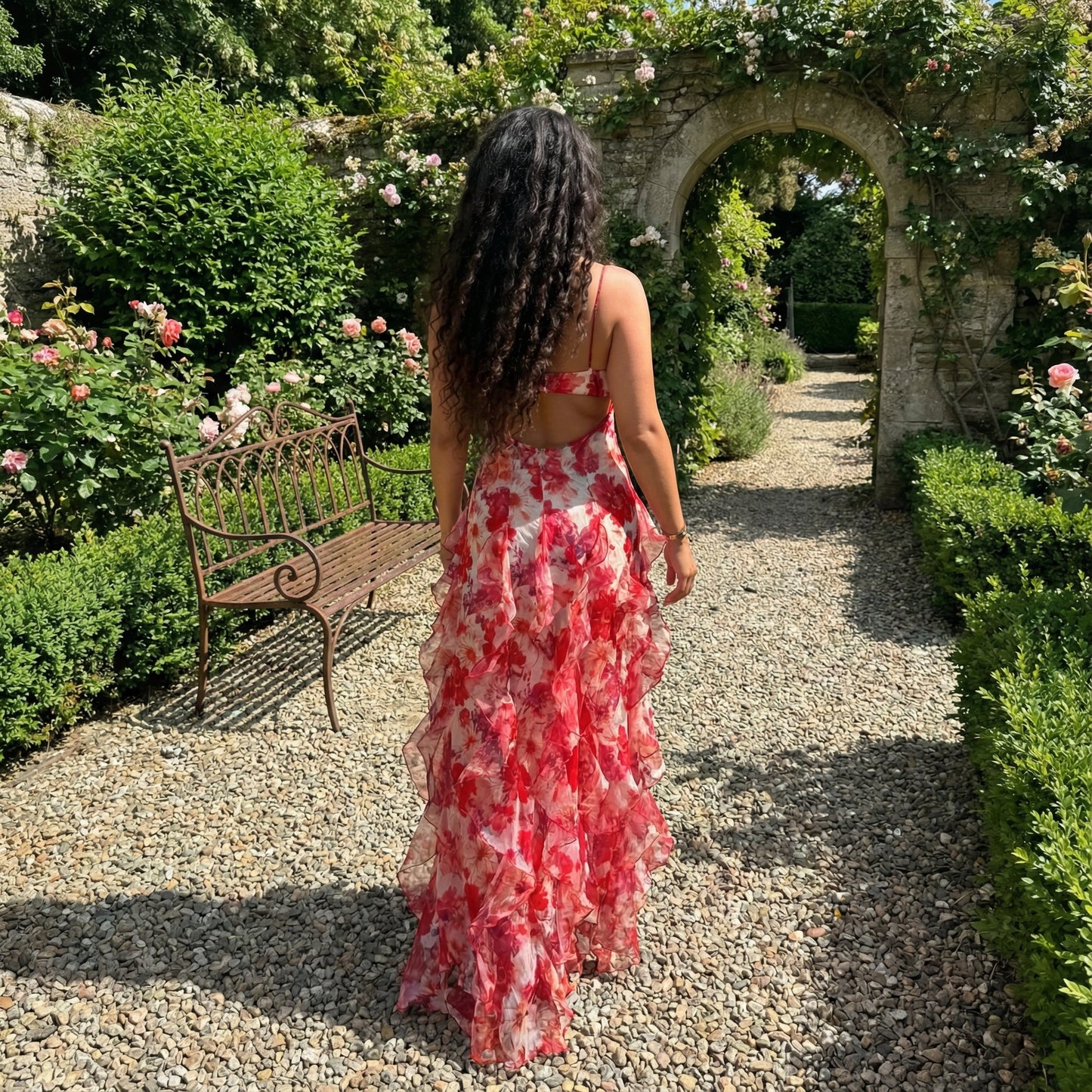 Cyranne | Vestido Largo Floral con Volantes